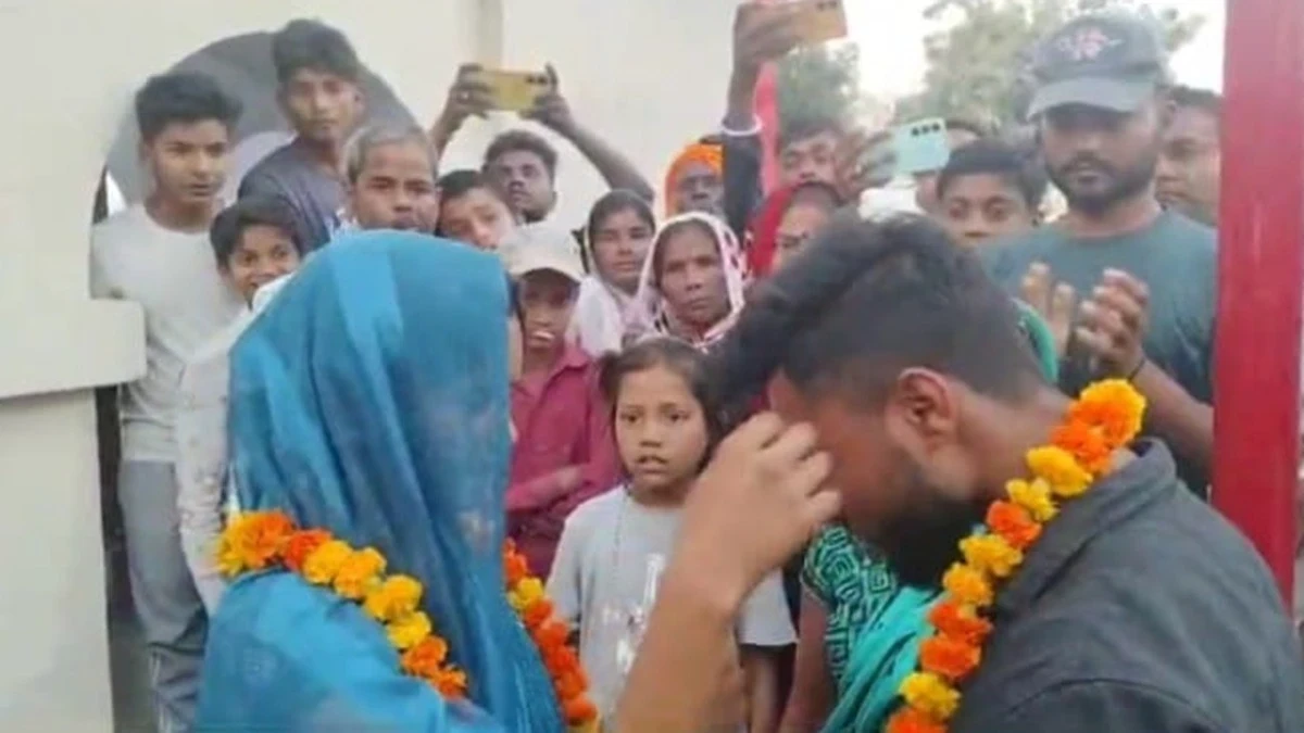पति बोला- तुम जाओ बच्चों को मैं पाल लूंगा… फिर बॉयफ्रेंड से करा दी पत्नी की शादी पूरा गांव बना गवाह पति बोला- तुम जाओ बच्चों को मैं पाल लूंगा… फिर बॉयफ्रेंड से करा दी पत्नी की शादी पूरा गांव बना गवाह