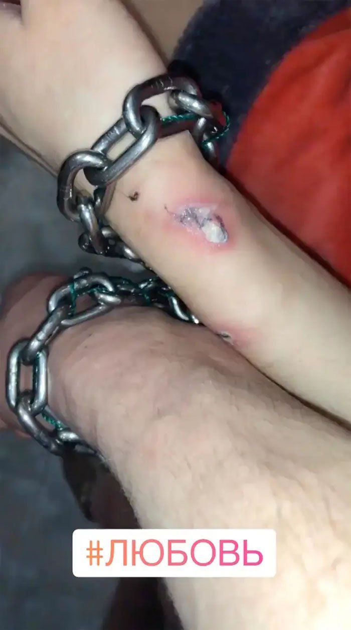 handcuffed-boyfriend-girlfriend-ukraine-1
