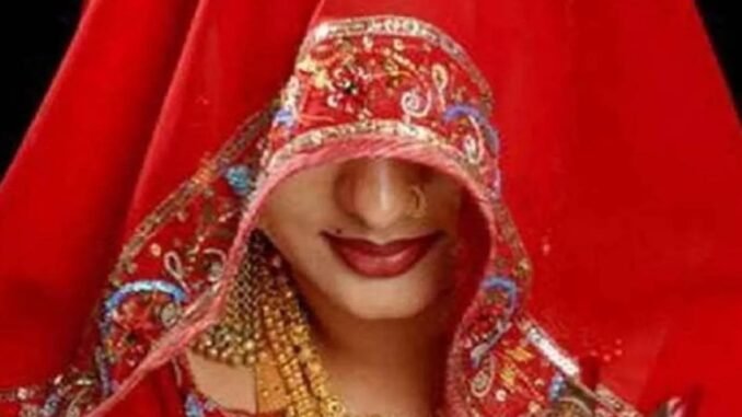 On the wedding night, the groom ruined the bride's mood, she said: The husband is impotent, then the brother-in-law... On the wedding night, the groom ruined the bride's mood, she said: The husband is impotent, then the brother-in-law...