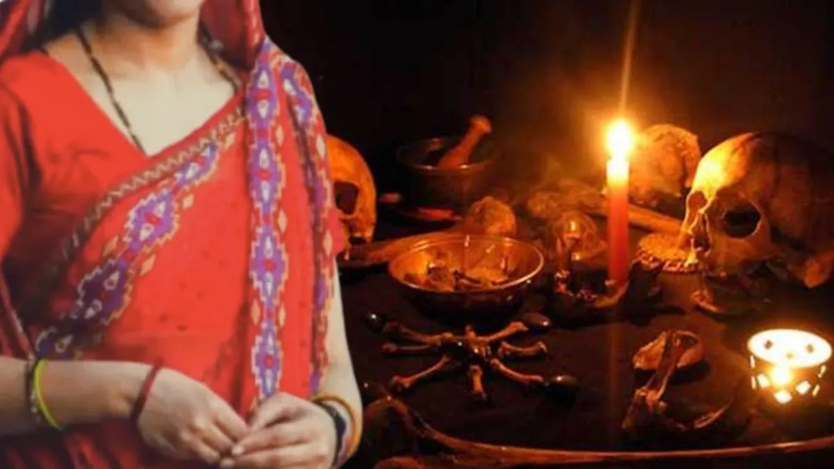 बीड़ी पिलाई,ˈ फिर शराब पीने को किया मजबूर… भूत भगाने के नाम पर युवती के साथ हैरान कर देने वाली हरकतˌ बीड़ी पिलाई,ˈ फिर शराब पीने को किया मजबूर… भूत भगाने के नाम पर युवती के साथ हैरान कर देने वाली हरकतˌ